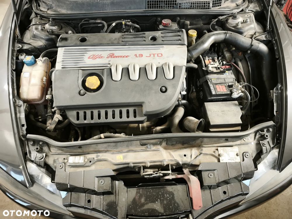 Alfa Romeo 147 1.9 JTDM 8V - 10