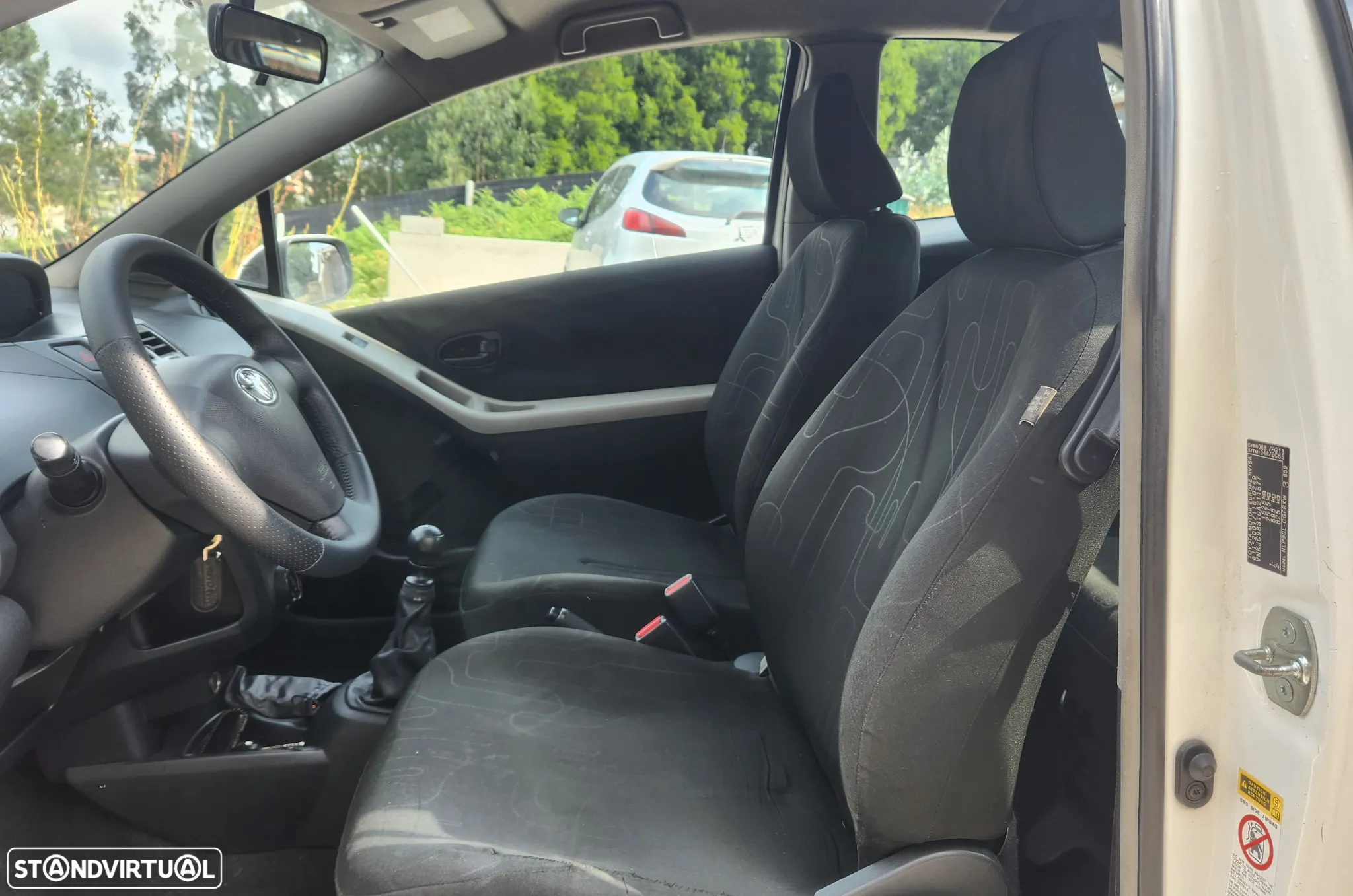 Toyota Yaris 1.4 D-4D SE Sport - 12