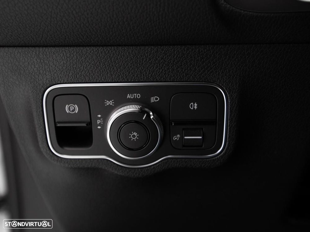 Mercedes-Benz EQB 300 4Matic - 19