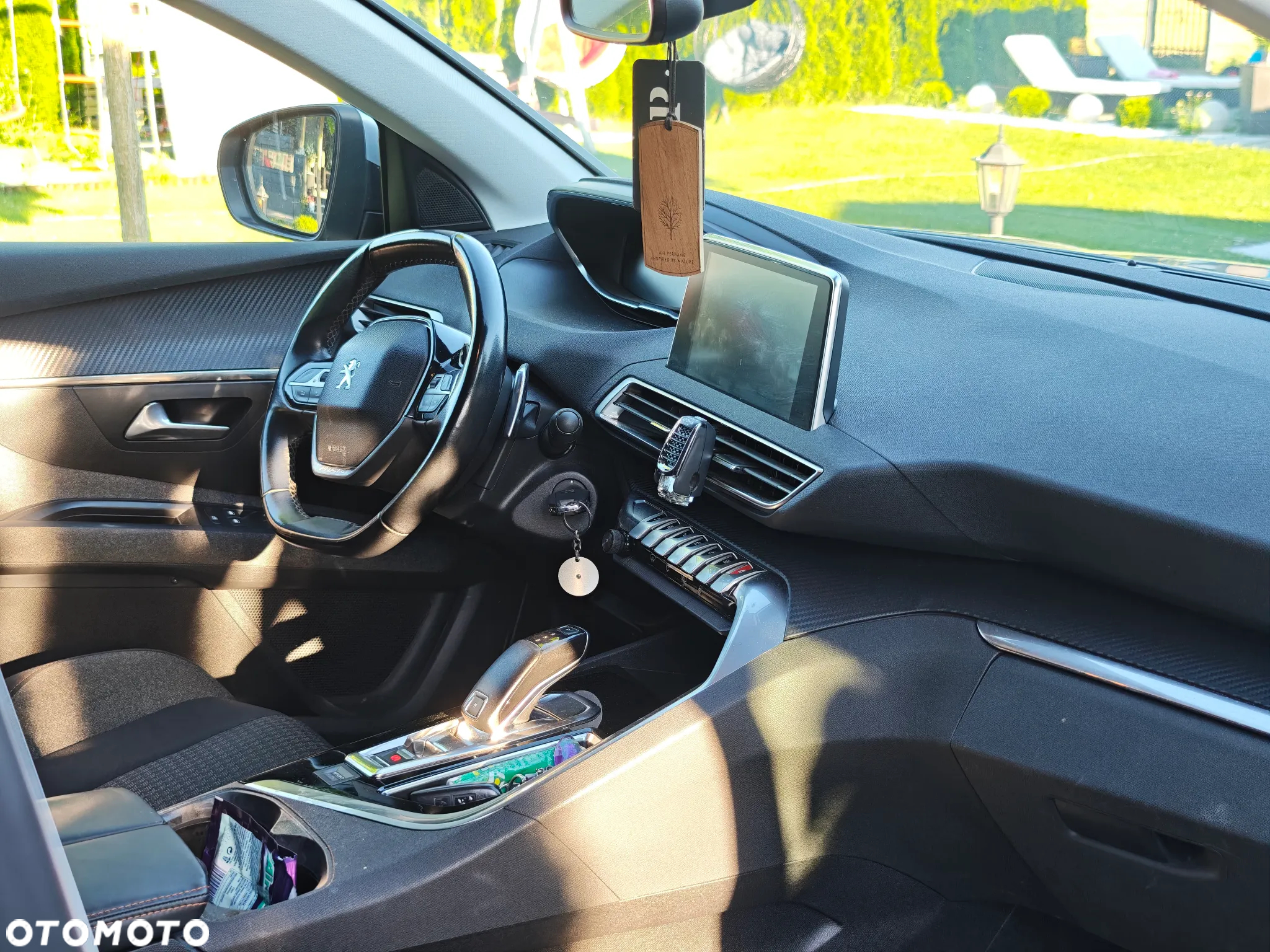 Peugeot 5008 1.5 BlueHDi Active S&S EAT8 - 11