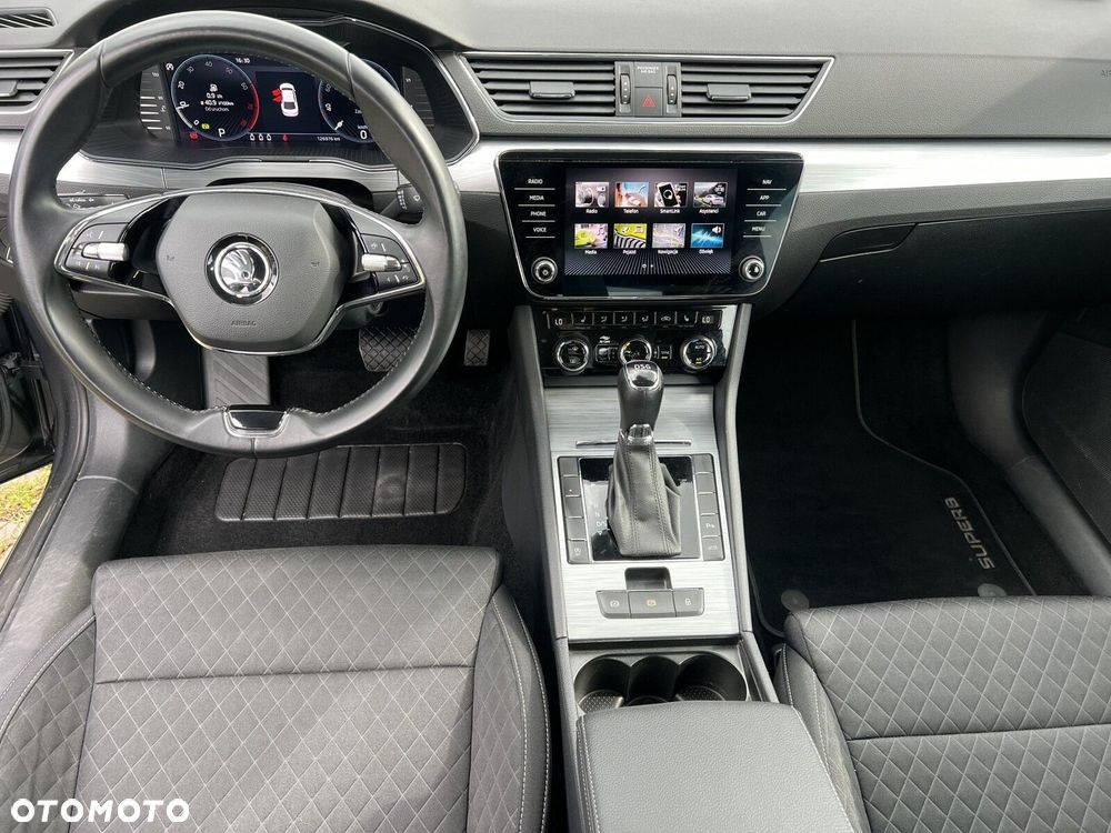 Skoda Superb 1.5 TSI Ambition DSG - 26