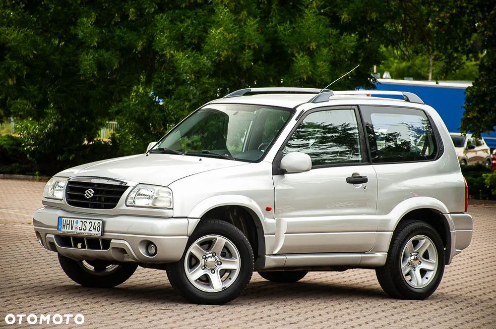 Suzuki Grand Vitara 1.6 - 9
