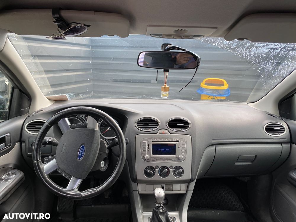 Ford Focus - 4