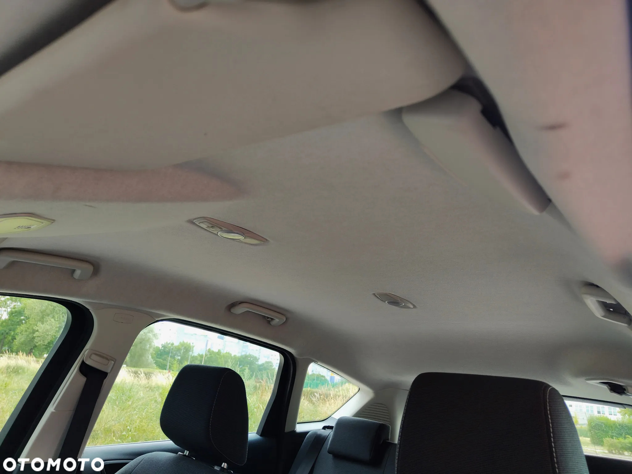 Ford C-MAX 1.6 Titanium - 23