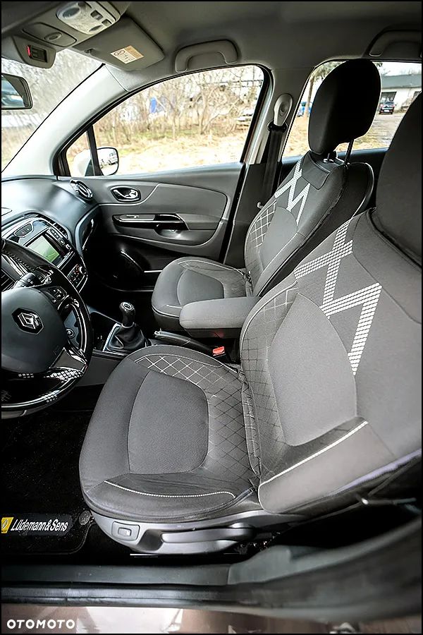 Renault Captur - 30