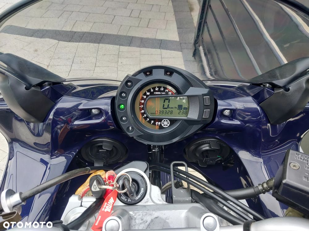 Yamaha FZ6 - 10