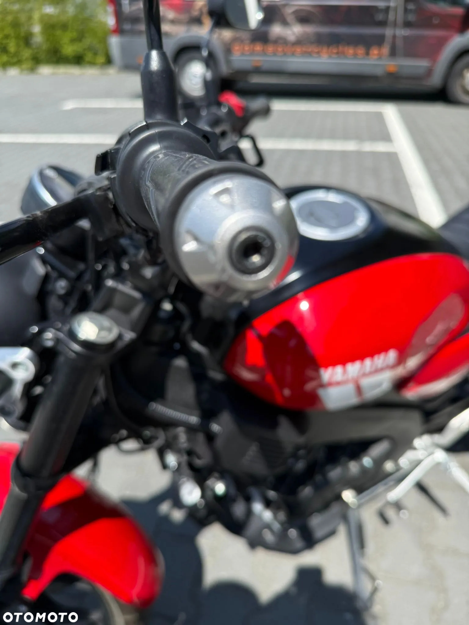 Yamaha XSR - 8