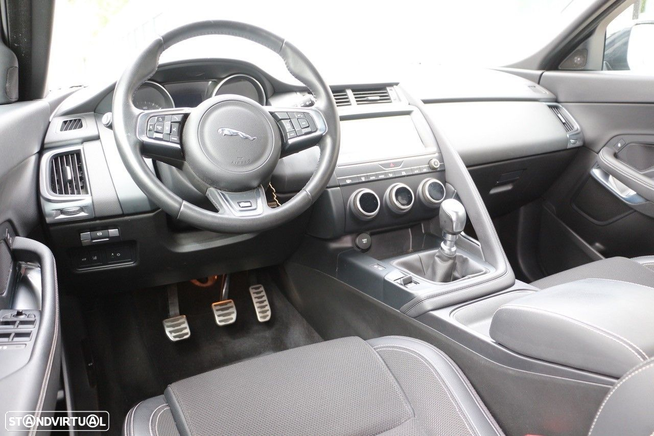 Jaguar E-Pace 2.0 i4D R-Dynamic - 12