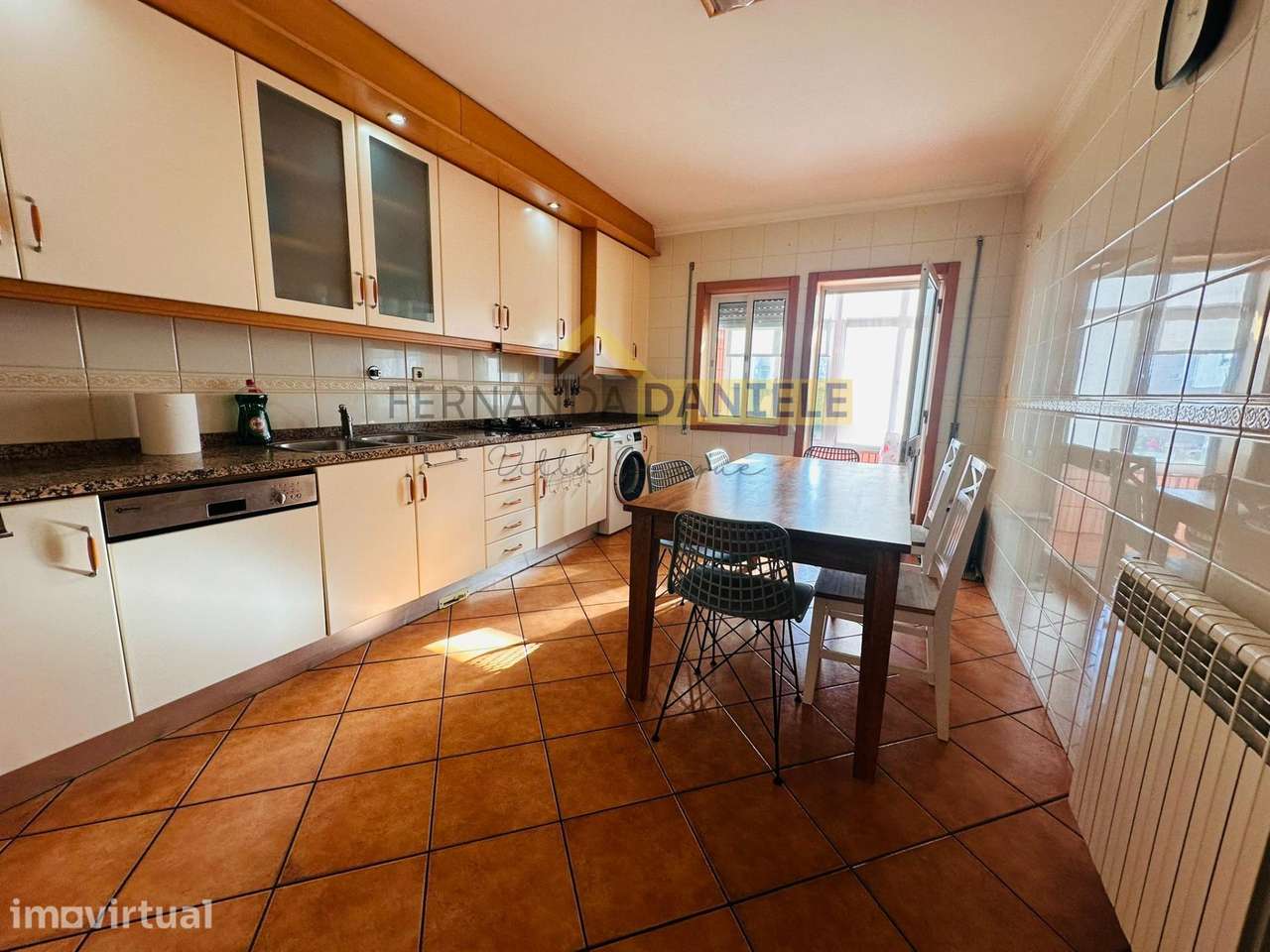 Arrendamento - Apartamento T3 no Centro da Feira com garagem fechada. - Grande imagem: 5/20