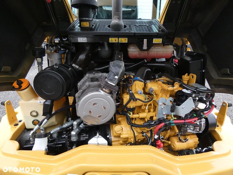 Caterpillar CAT 908M z Niemiec / KLIMA / 2998mtg / - 16