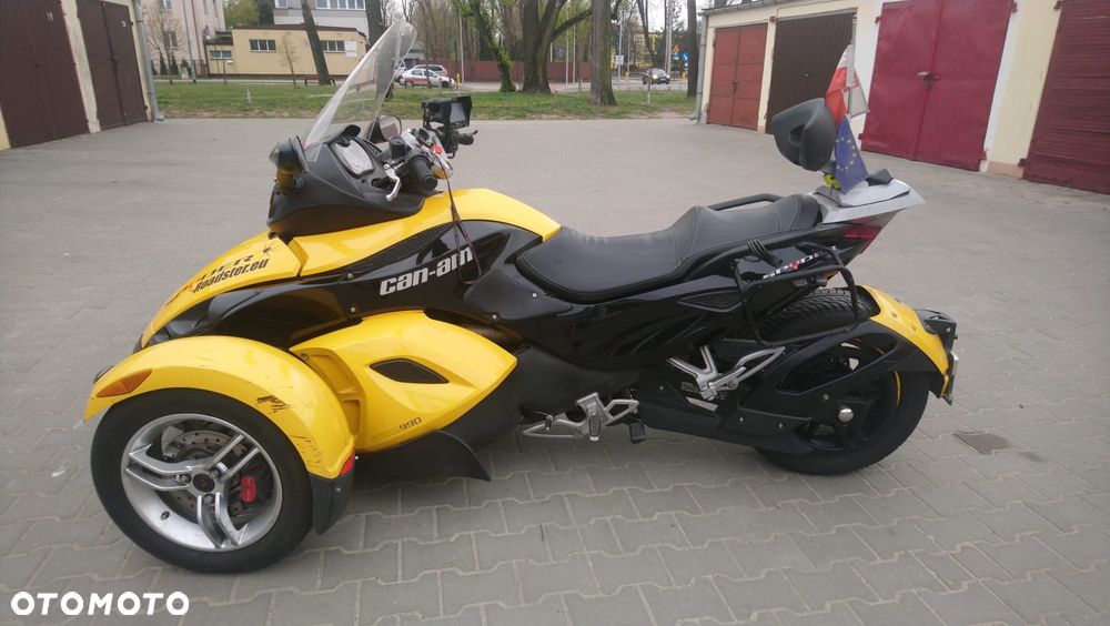 Can-Am Spyder - 7