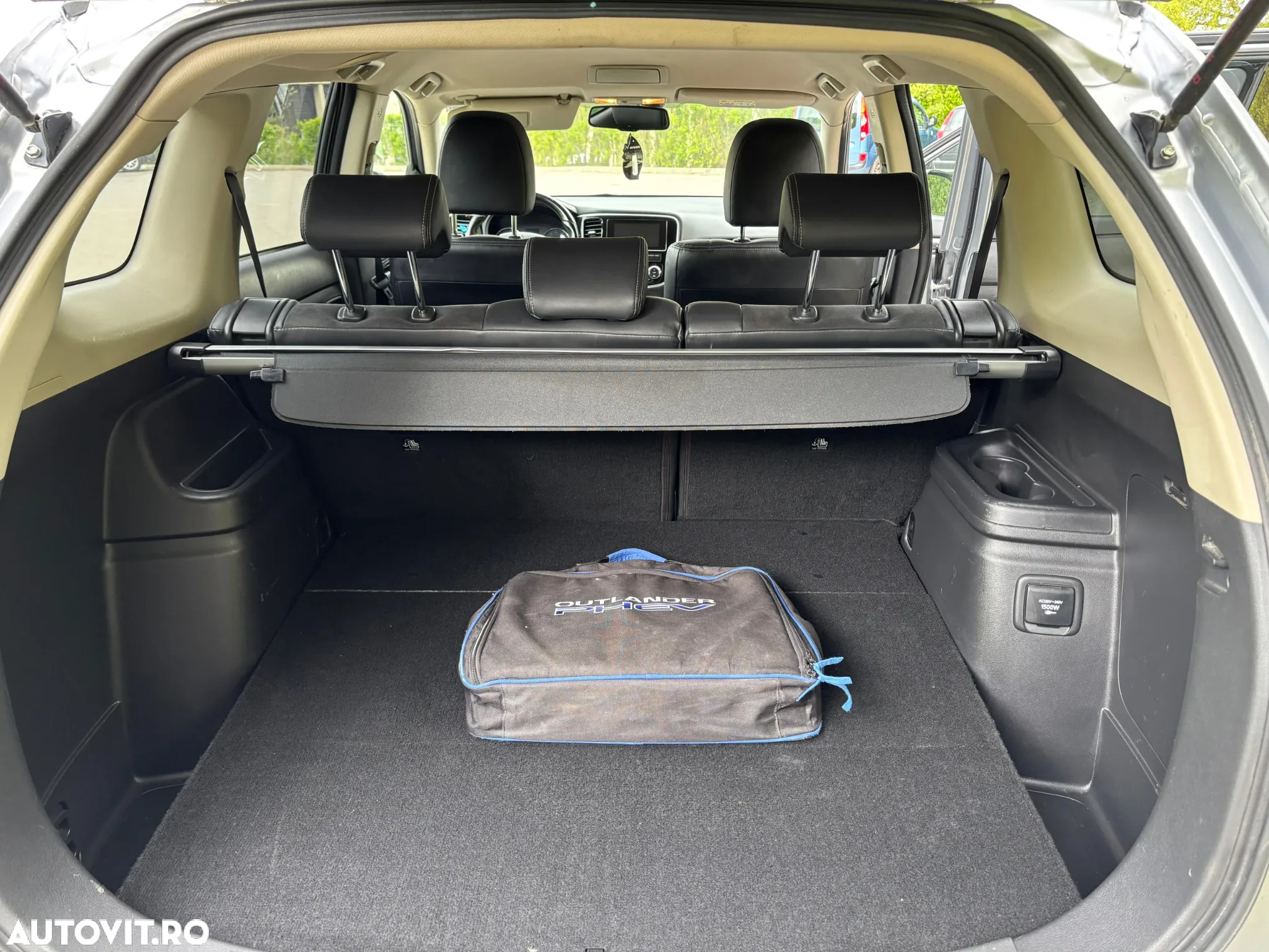 Mitsubishi Outlander - 20