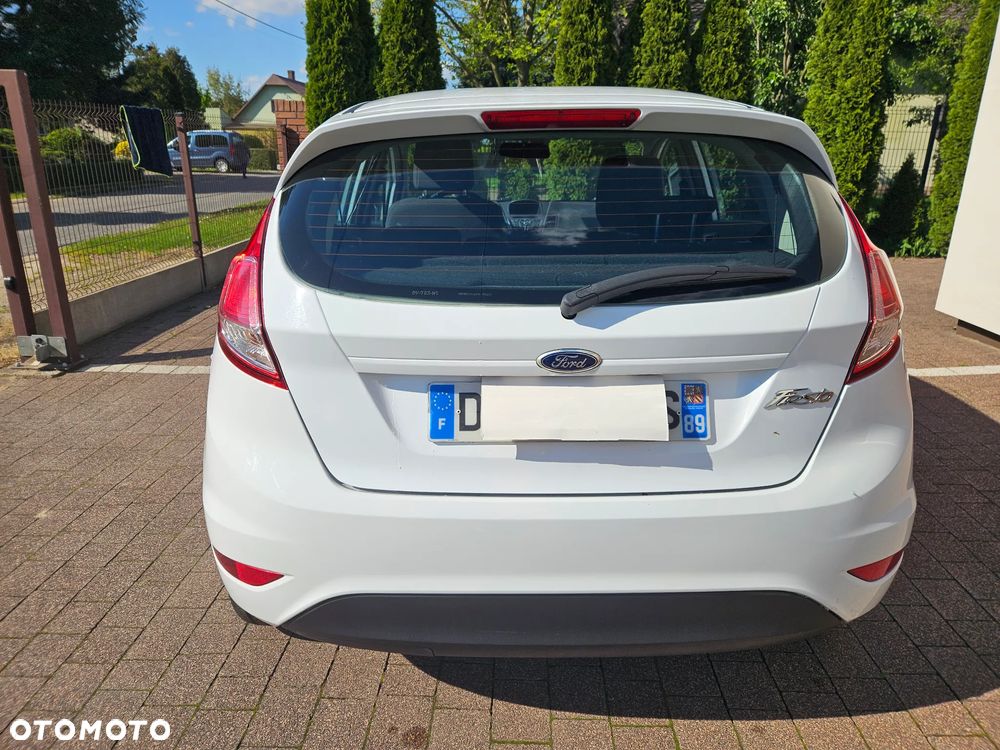 Ford Fiesta - 9