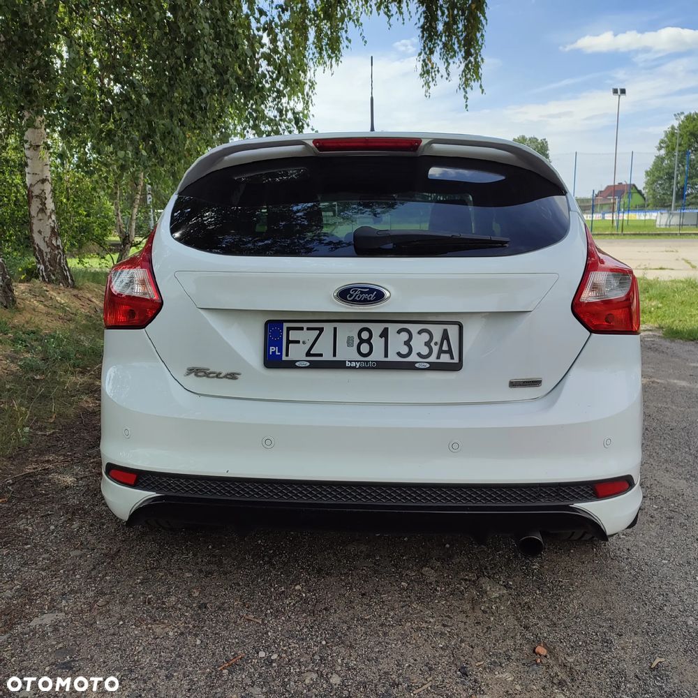 Ford Focus - 12