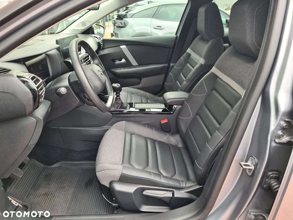 Citroën C4 1.2 PureTech Shine S&S - 10