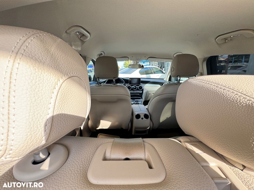 Mercedes-Benz GLC 250 4MATIC - 12