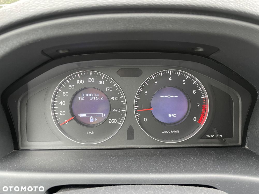 Volvo V70 2.0 - 9
