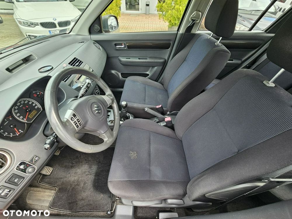 Suzuki Swift - 32