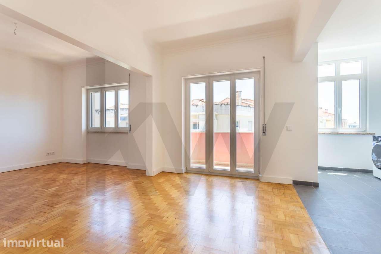 Apartamento T2 todo remodelado e novo com 80m2 - Grande imagem: 5/22