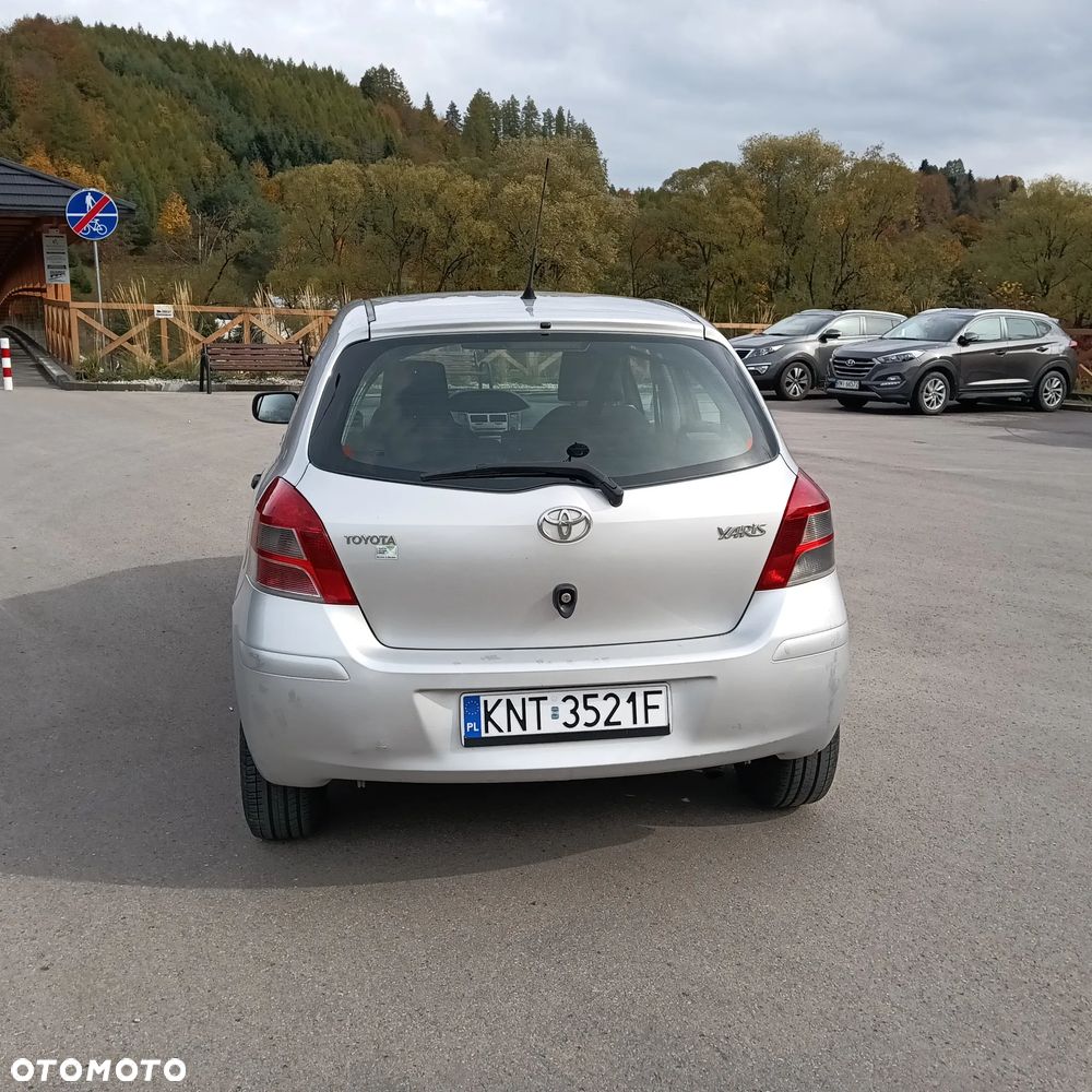 Toyota Yaris - 3