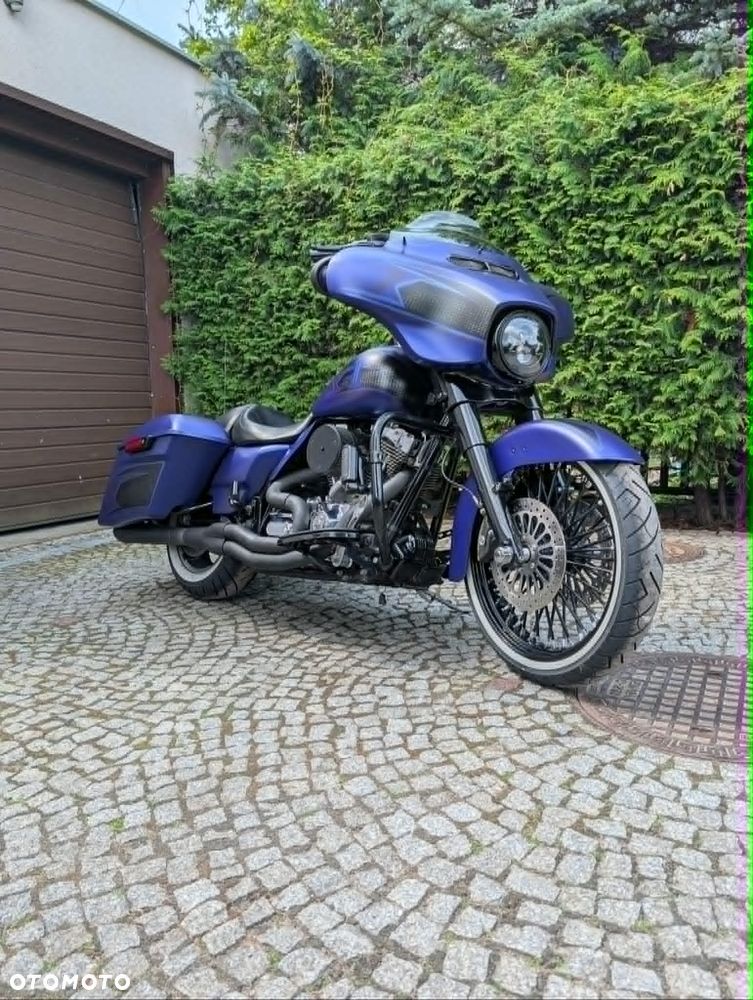 Harley-Davidson Touring Street Glide - 1