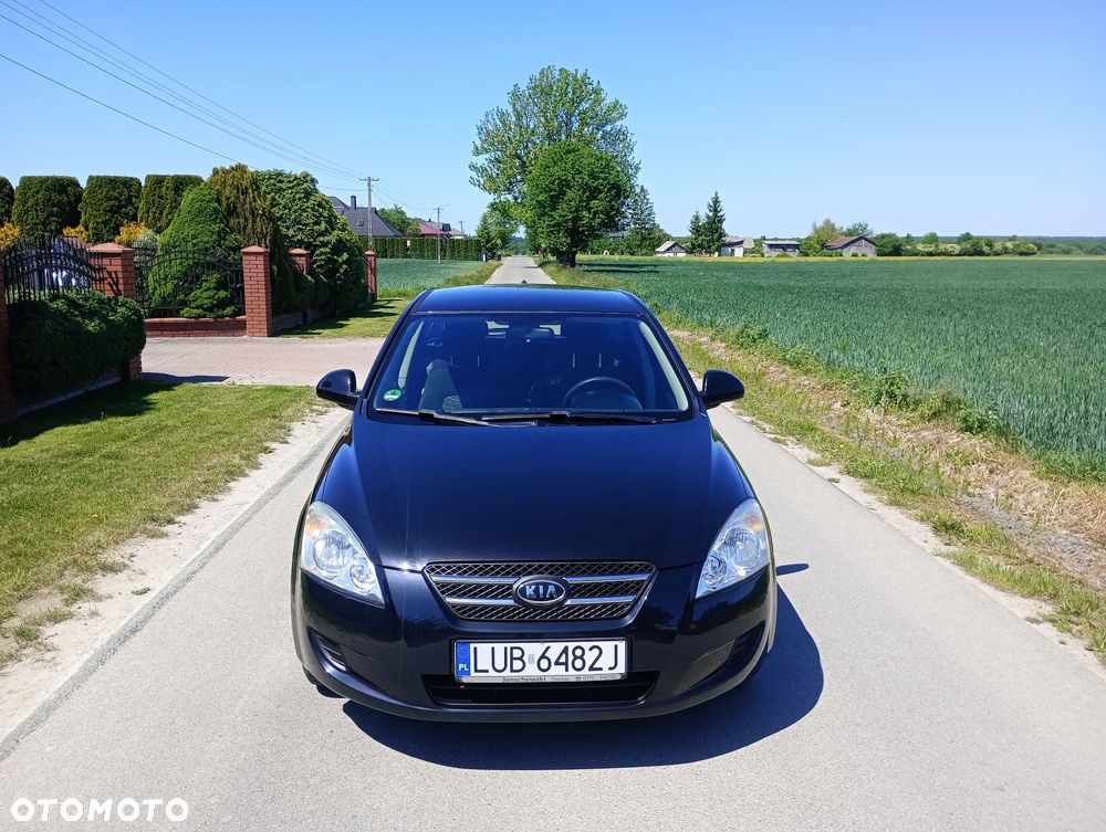 Kia Ceed 1.4 CVVT Attract - 2
