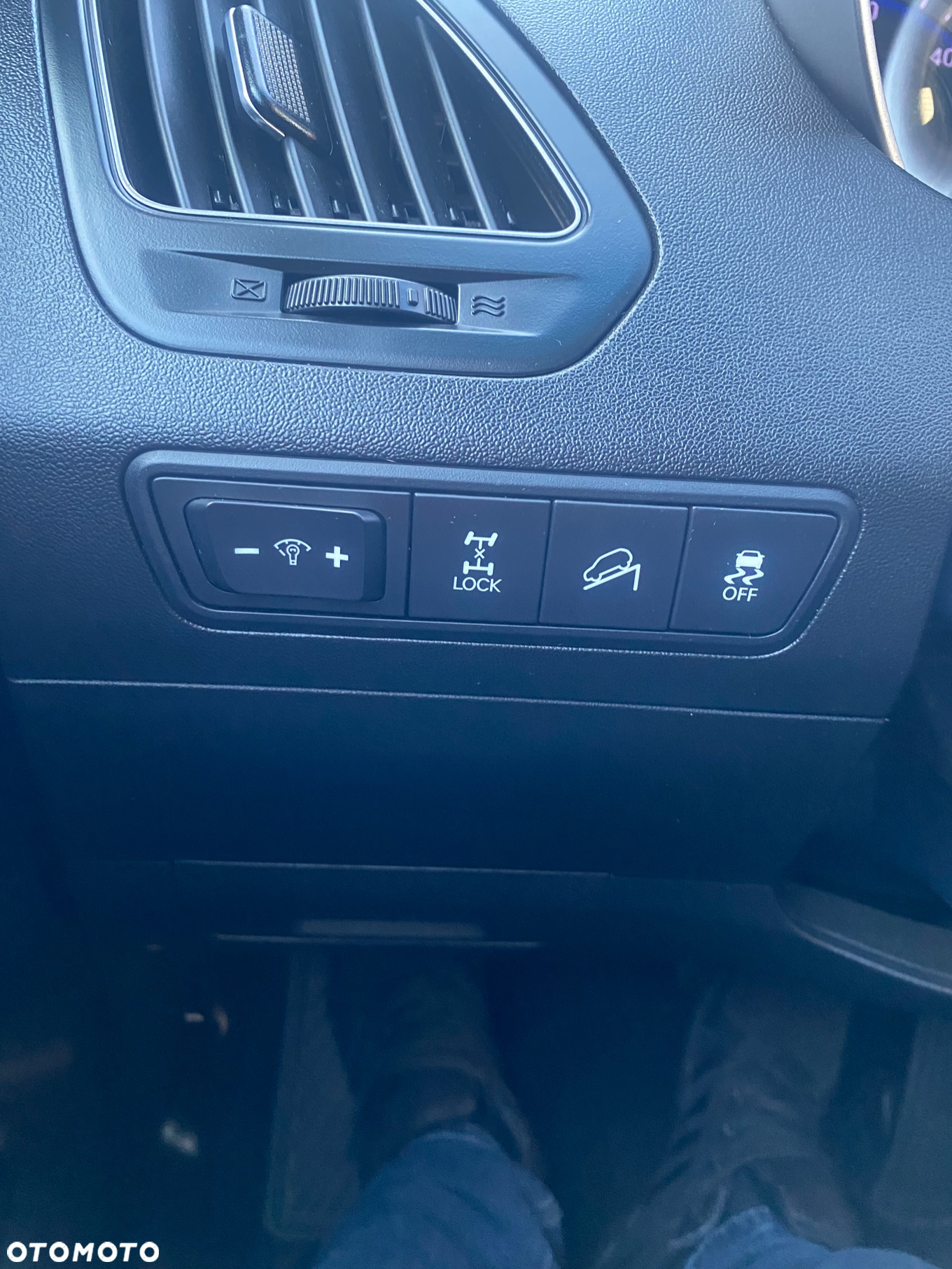 Hyundai ix35 2.0 CRDi 4WD Automatik Fifa World Cup Gold Edition - 14