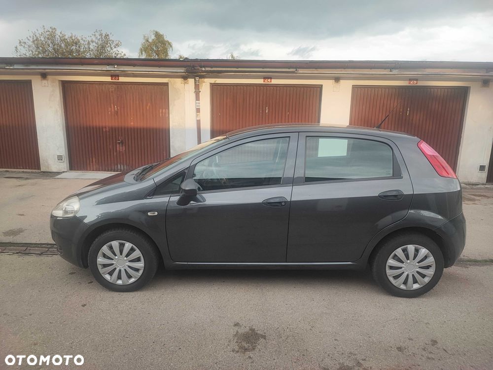 Fiat Grande Punto - 2