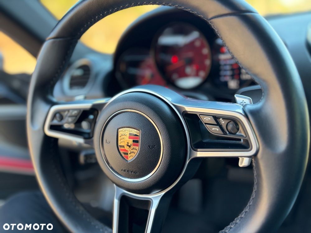 Porsche Cayman - 25