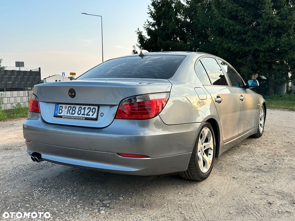 BMW Seria 5 525i - 7