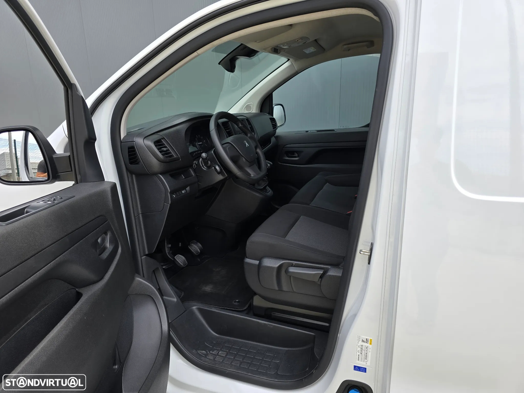 Peugeot Expert L2 1.5 BlueHDI c/ IVA Dedutível - 19