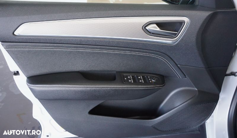 Renault Arkana MHEV 160 EDC Techno - 23