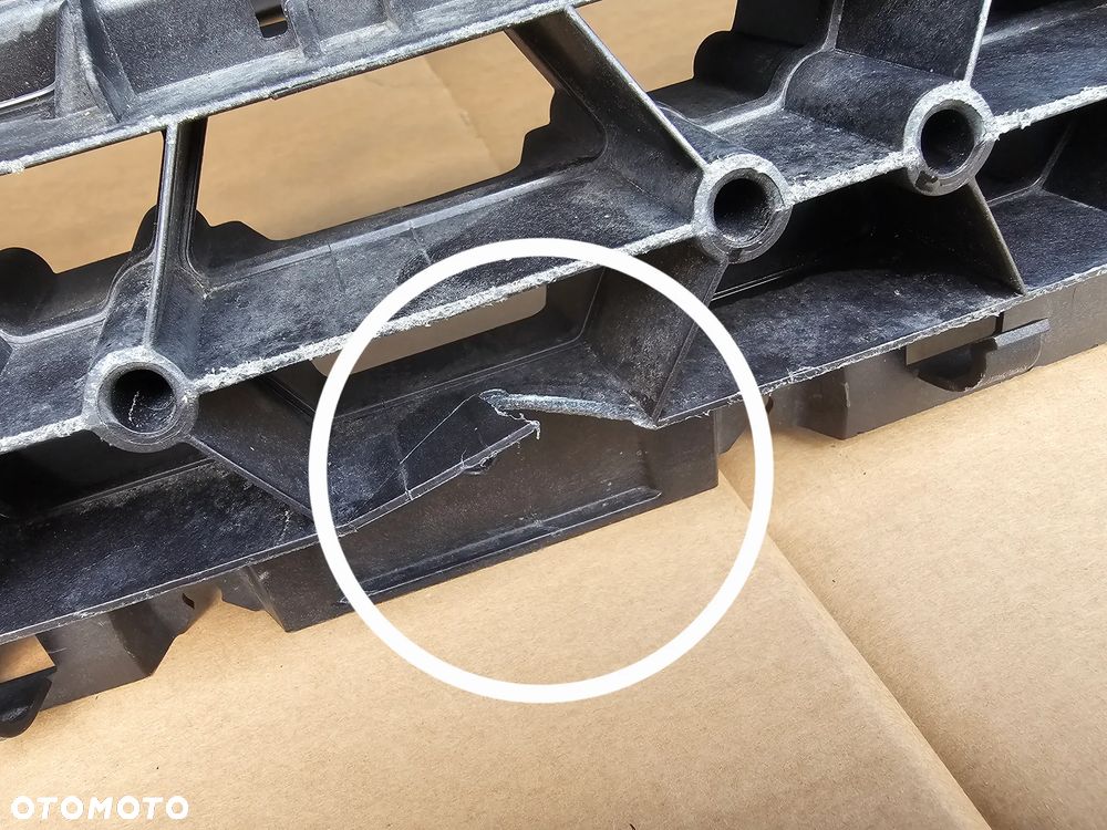 Grill atrapa wzmocnienie VW TRANSPORTER T6.1 MULTIVAN CARAVELLE 7LA807699 - 2