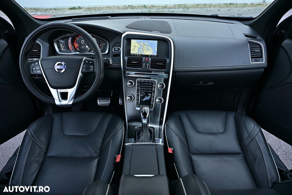 Volvo XC 60 D5 AWD Geartronic Summum - 19