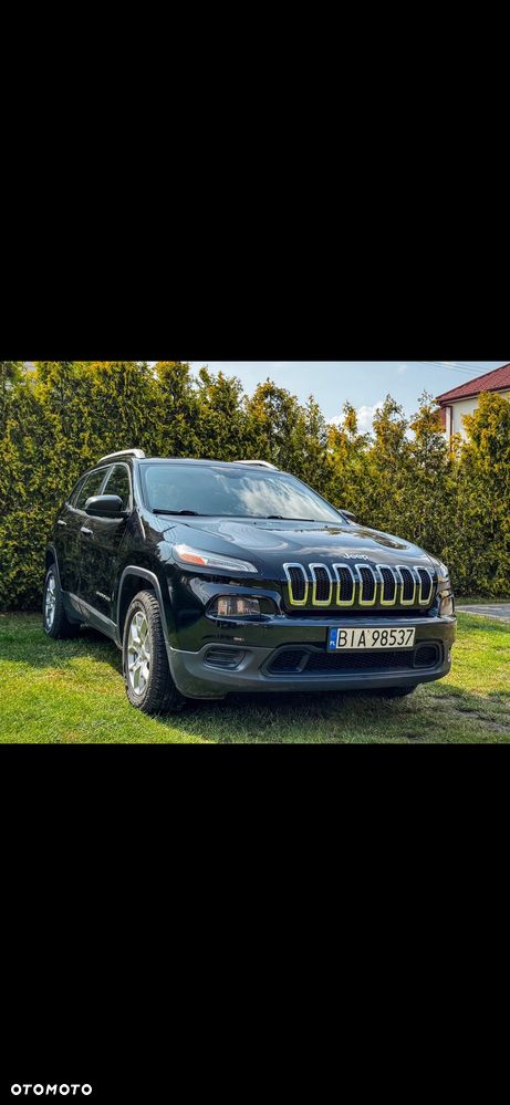 Jeep Cherokee - 1