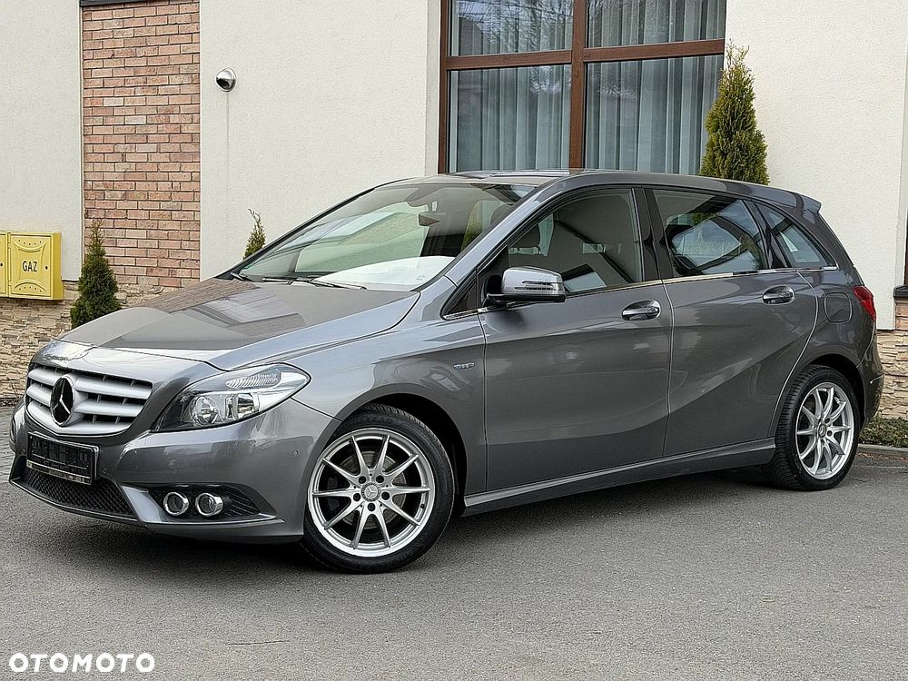 Mercedes-Benz Klasa B 200 7G-DCT Edition - 3