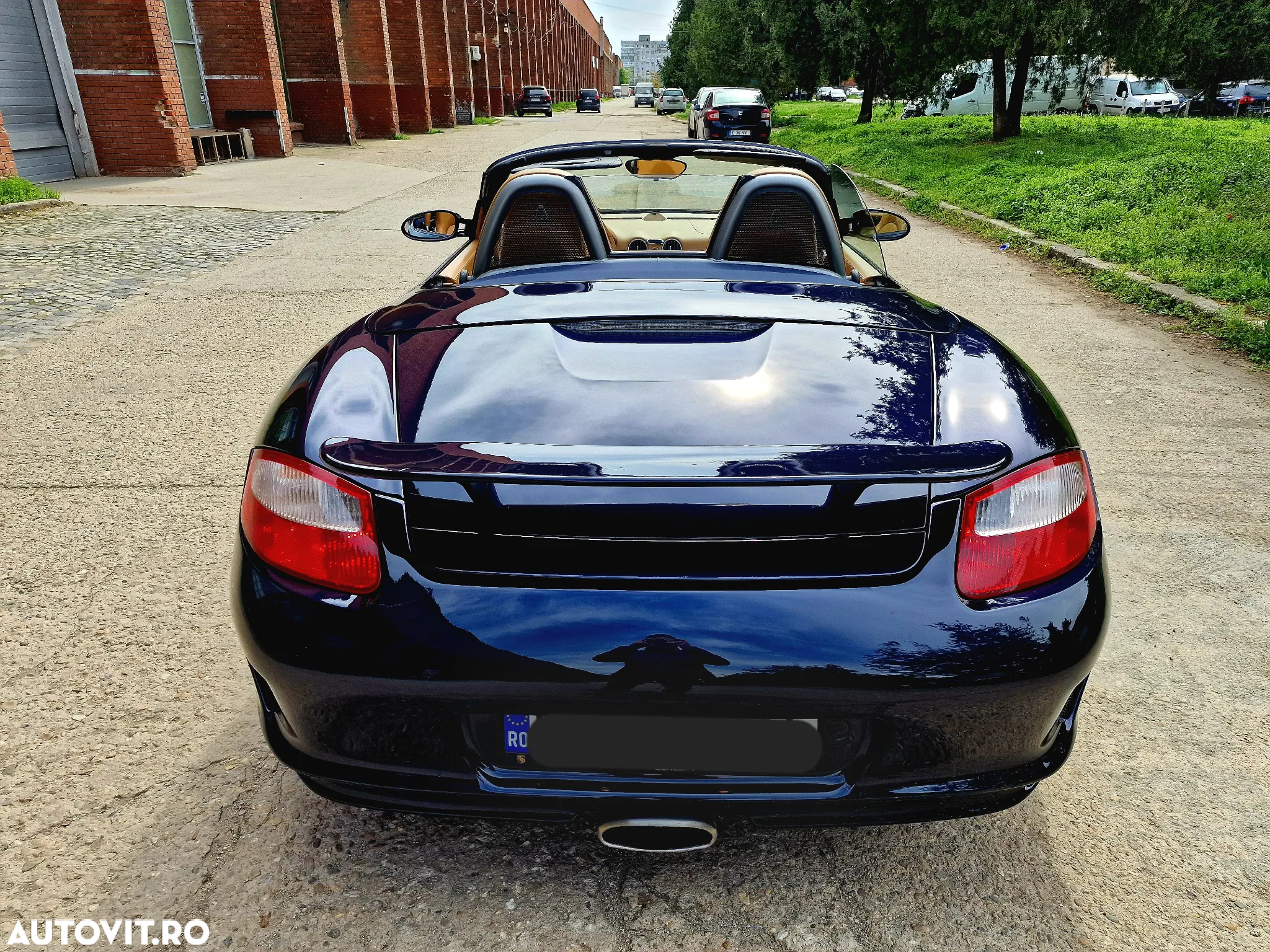 Porsche Boxster - 12