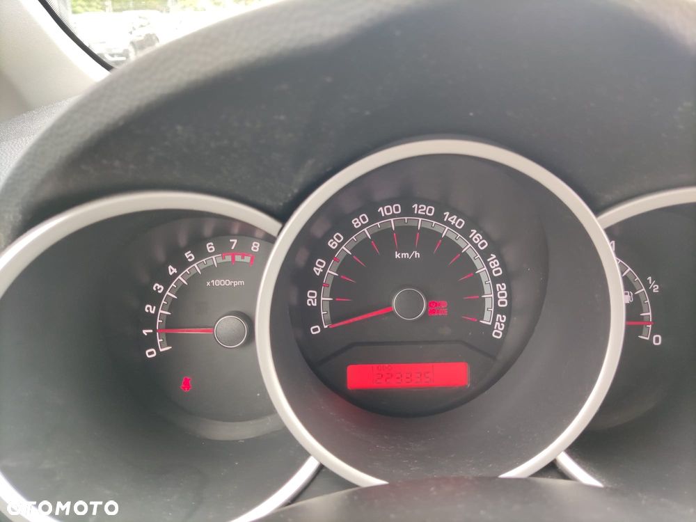 Kia Venga 1.4 Business Line - 16