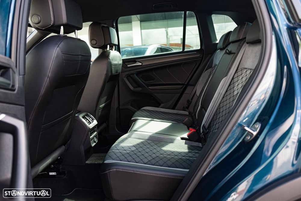 VW Tiguan 1.4 TSI eHybrid R-Line DSG - 41