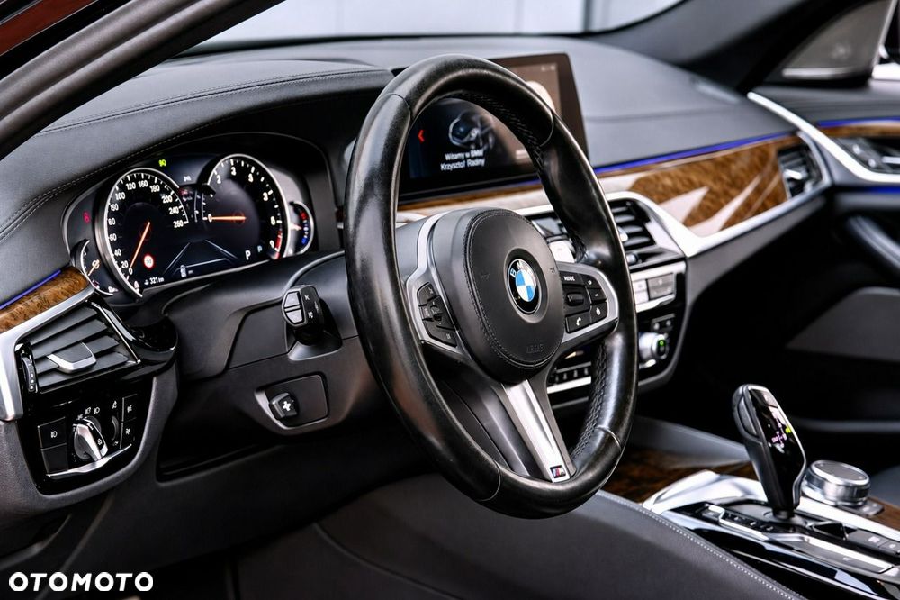 BMW Seria 5 530i M Sport sport - 20
