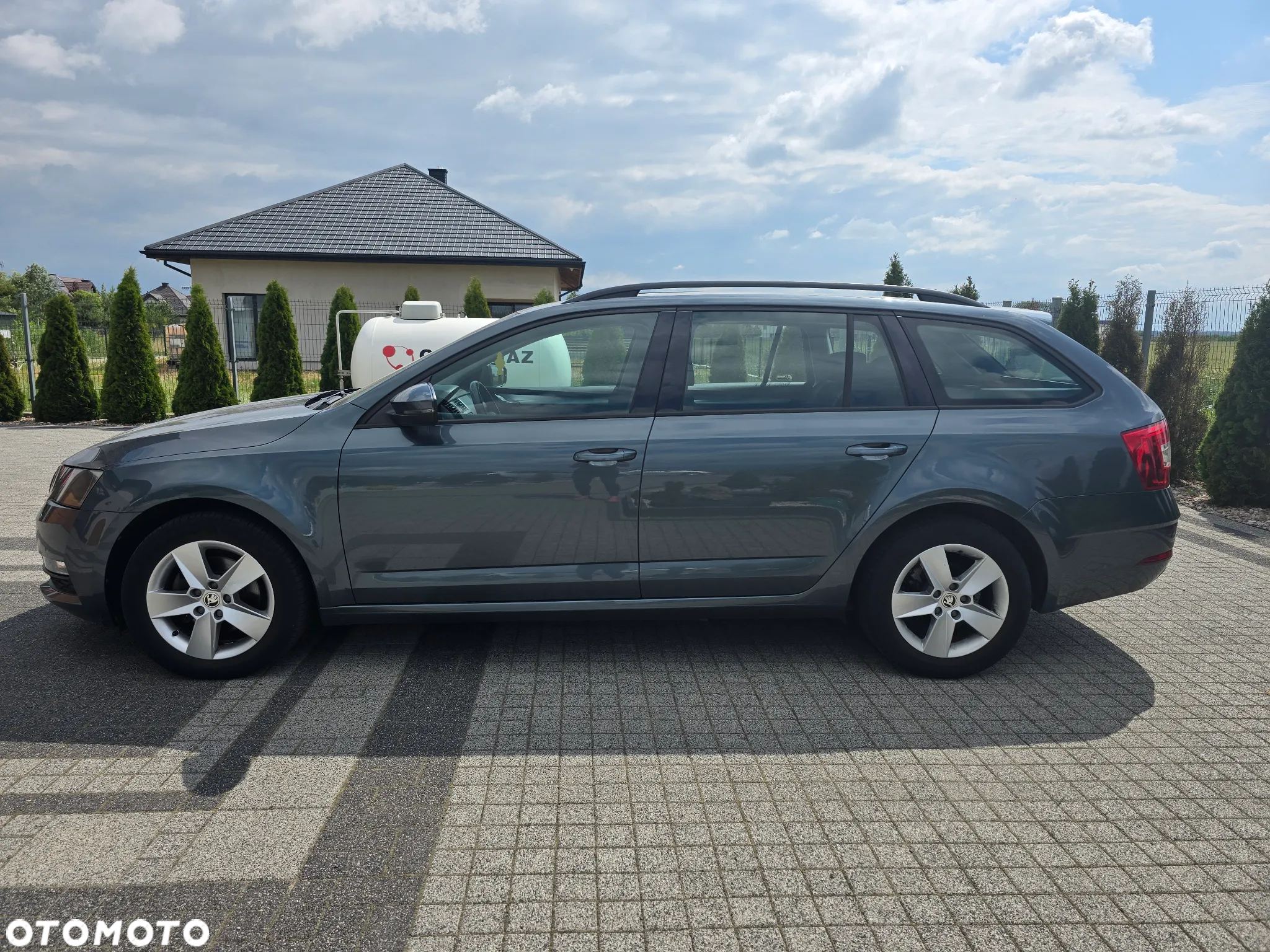 Skoda Octavia 2.0 TDI Ambition DSG - 6