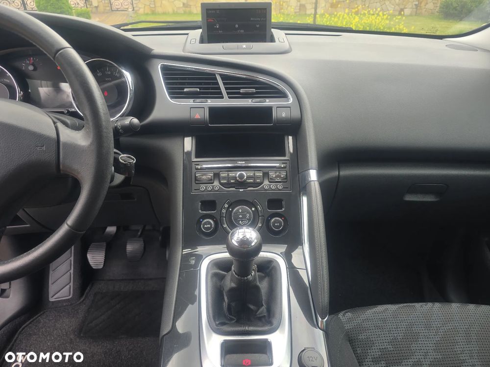 Peugeot 3008 1.6 Premium - 31