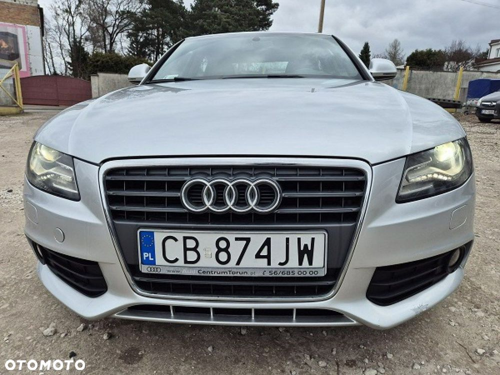 Audi A4 Limousine - 6