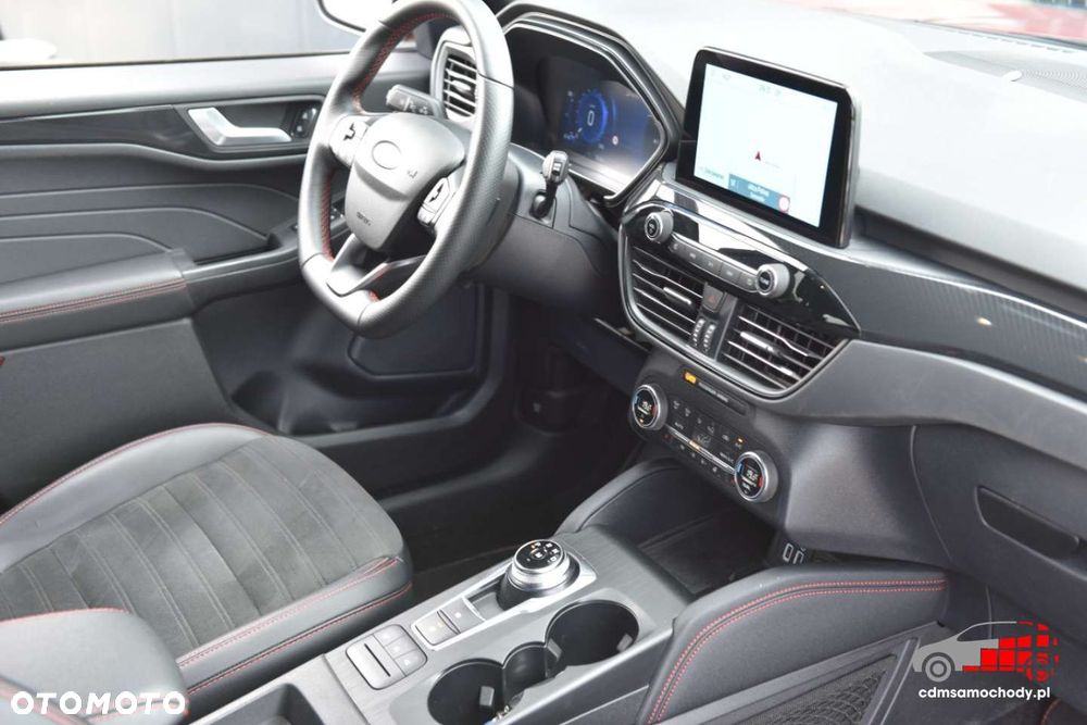 Ford Kuga - 26