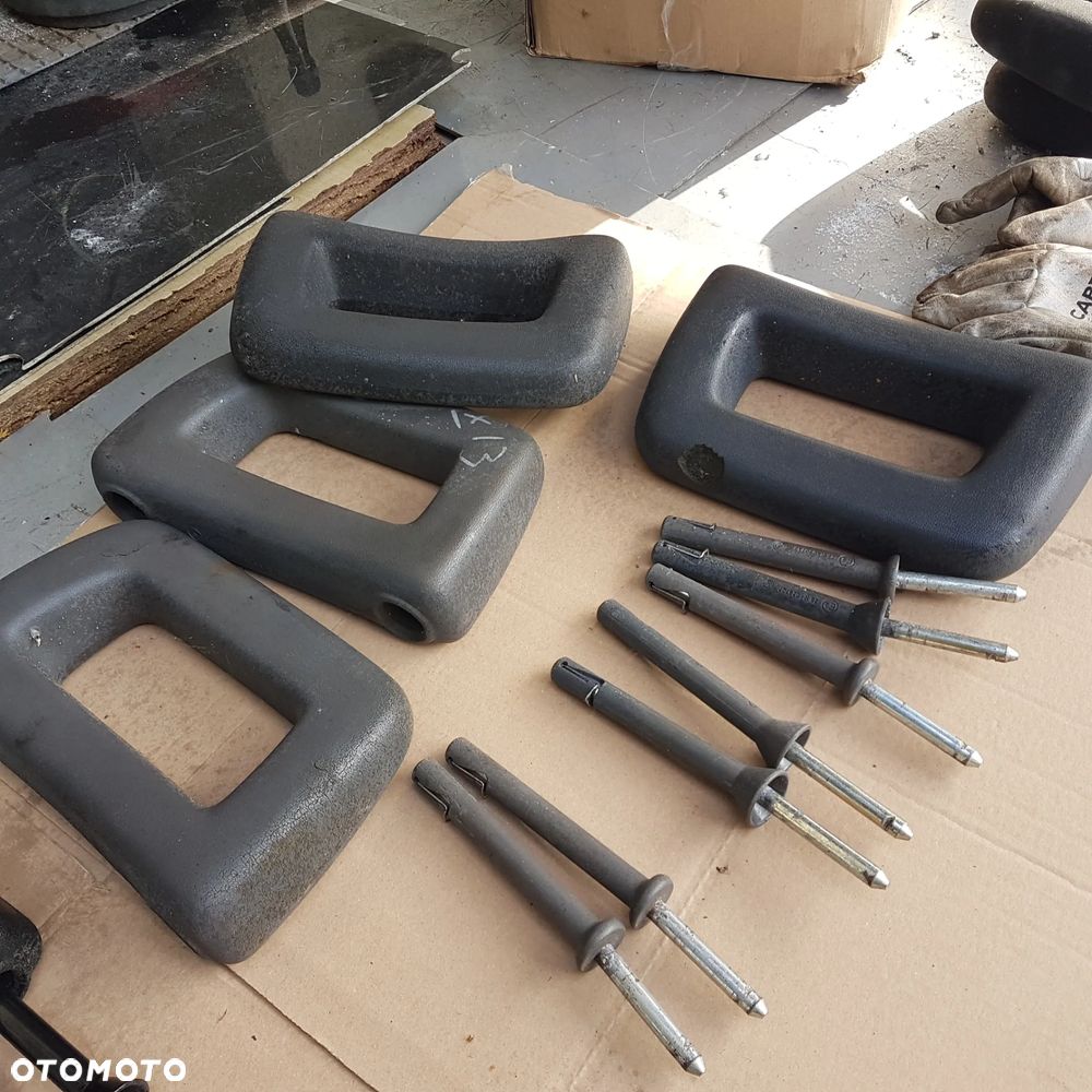 zagłówek zagłowek regulacja oś regulacji wysokości przód przednie fiat 126p 126 p maluch - 27