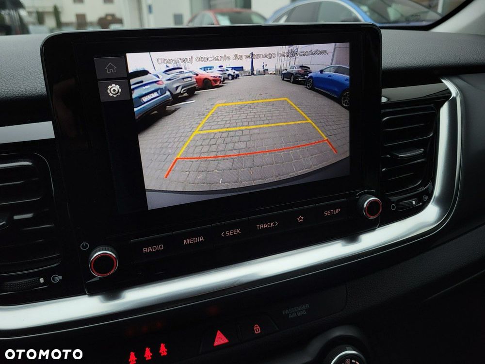 Kia Stonic 1.0 T-GDI L Business Line - 33