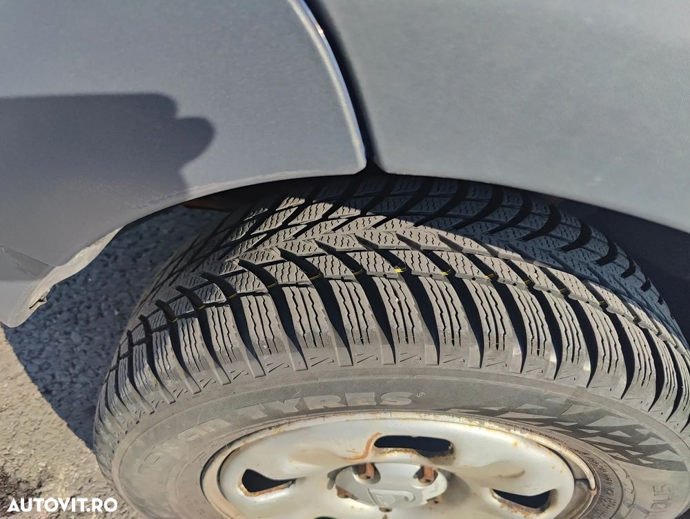 Dacia Duster 1.5 dCi 4WD Comfort - 8