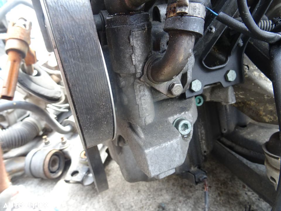 Vand Pompa Servoo Audi A 4 1.6 Benzina AZL din 2002 - 2