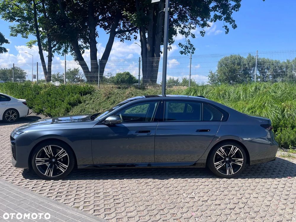 BMW Seria 7 740d xDrive mHEV sport - 3