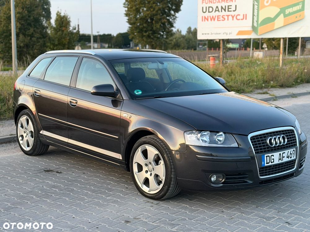 Audi A3 Sportback - 1
